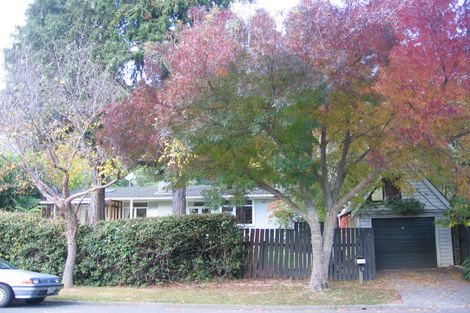 Photo of property in 14 Chatsworth Road, Silverstream, Upper Hutt, 5019