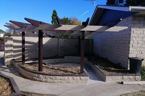 Photo of property in 14 Gibbs Drive, Woodend, 7610