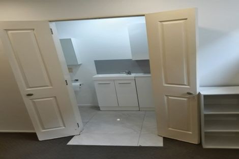Photo of property in 7b/66 Mount Eden Road, Mount Eden, Auckland, 1024