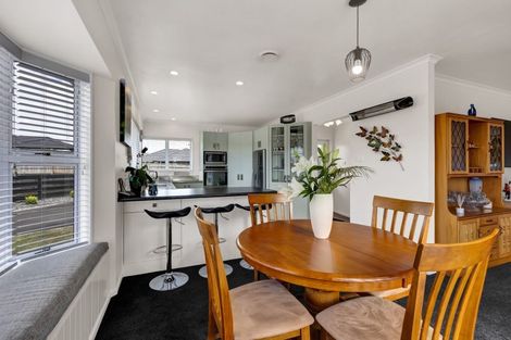 Photo of property in 22 Princess Street, Waitara, 4320