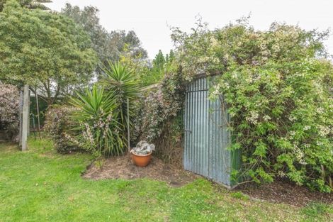 Photo of property in 6 Titoki Street, Castlecliff, Whanganui, 4501