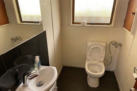 Photo of property in 74 Priestley Drive, Bucklands Beach, Auckland, 2014