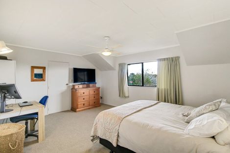 Photo of property in 18 Homewood Avenue, Levin, 5510