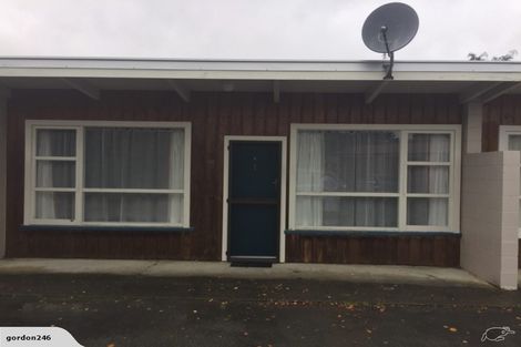 Photo of property in Acacia Flats, 2/207 Waikawa Road, Waikawa, Picton, 7220