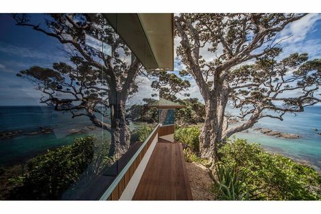 Photo of property in 356 Rockell Road, Whananaki, Hikurangi, 0181