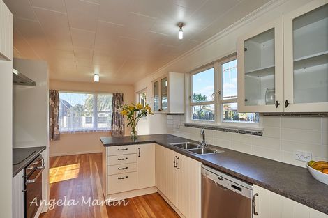 Photo of property in 4 Panako Place, Awapuni, Palmerston North, 4412