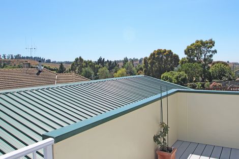 Photo of property in 1 Blyth Street, Holmes Hill, Oamaru, 9401