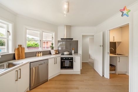 Photo of property in 17 Gordon Street, Avalon, Lower Hutt, 5011