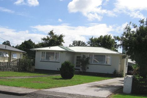 Photo of property in 27 Harrington Road, Henderson, Auckland, 0610