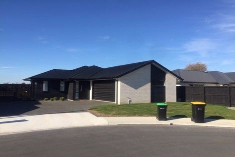 Photo of property in 10 Godley Place, Woodend, 7610