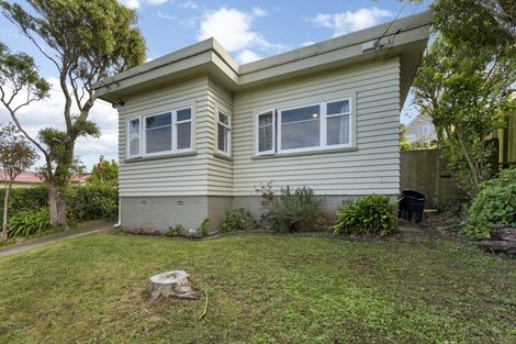 Photo of property in 28 Tarawera Road, Johnsonville, Wellington, 6037