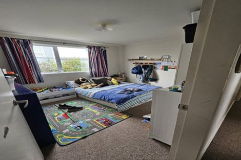 Photo of property in 1/23 Maple Grove, Maungaraki, Lower Hutt, 5010