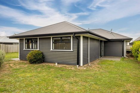Photo of property in 3 Helmore Street, Rangiora, 7400