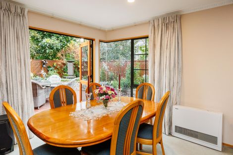 Photo of property in 12a Montgomery Terrace, Hokowhitu, Palmerston North, 4410