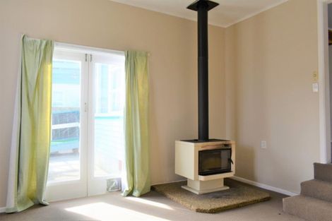 Photo of property in 16 Ayton Street, Mangapapa, Gisborne, 4010