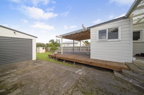 Photo of property in 46 Collins Street, Hawera, 4610