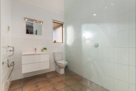 Photo of property in 72 Aranui Road, Kairanga, Palmerston North, 4475