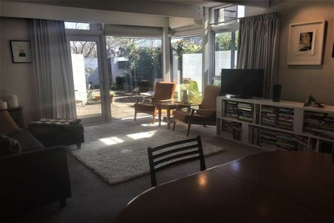 Photo of property in 4/102 Winchester Street, Merivale, Christchurch, 8014