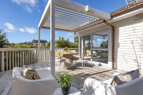 Photo of property in 70 Bay Vista Drive, Red Beach, 0932