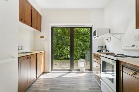 Photo of property in 18 Irwin Place, Kinloch, Taupo, 3377