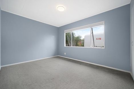 Photo of property in 1/30 Kereru Street, Henderson, Auckland, 0612