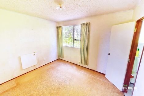 Photo of property in 1/5 Karapiti Place, Glen Eden, Auckland, 0602