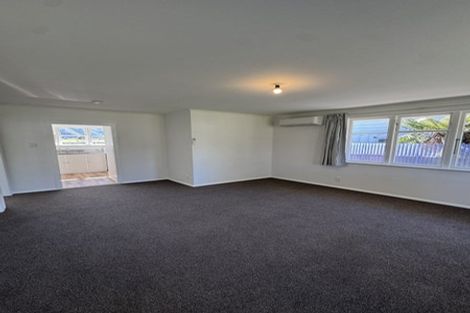 Photo of property in 1/1123 Fergusson Drive, Clouston Park, Upper Hutt, 5018