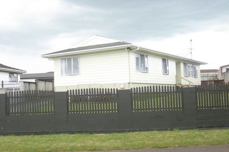 Photo of property in 19 Poutini Place, Manurewa, Auckland, 2102