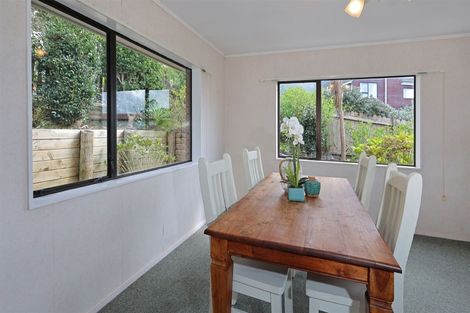 Photo of property in 1/25 Rhinevale Close, Henderson, Auckland, 0612