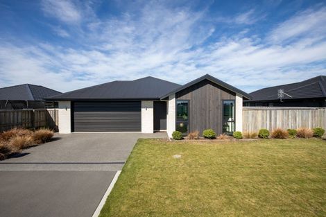 Photo of property in 6 Blackbird Way, Rolleston, 7614