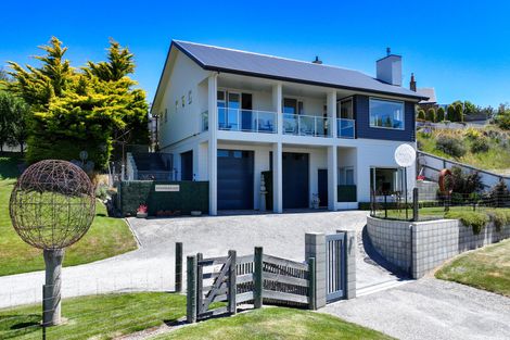 Photo of property in 13 Tekapo-twizel Road, Lake Tekapo, 7999