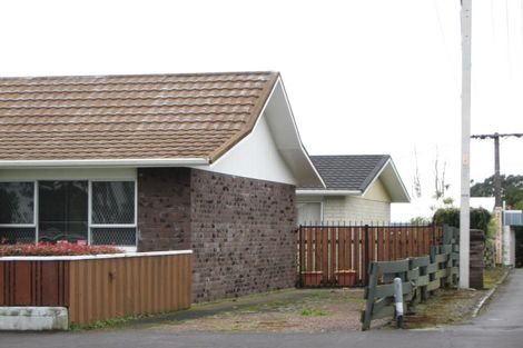 Photo of property in 135 Coronation Avenue, Welbourn, New Plymouth, 4310