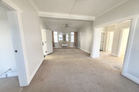 Photo of property in 4 Rotherham Terrace, Miramar, Wellington, 6022