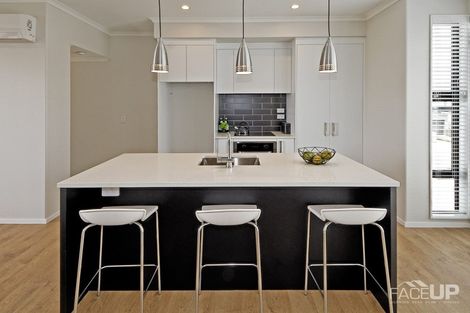 Photo of property in 87 Glidepath Road, Hobsonville, Auckland, 0616