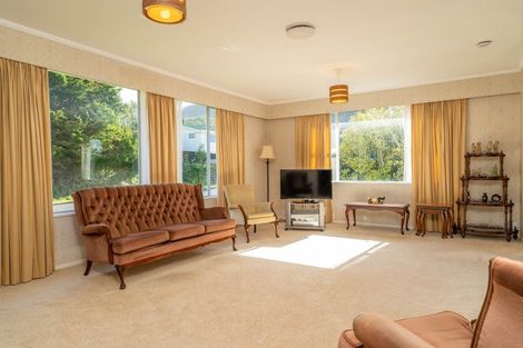 Photo of property in 48 Oriel Avenue, Tawa, Wellington, 5028