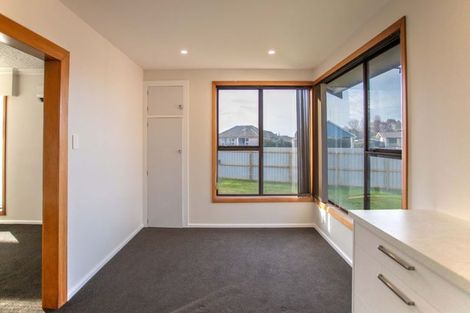Photo of property in 17 Skerten Avenue, Hornby, Christchurch, 8042