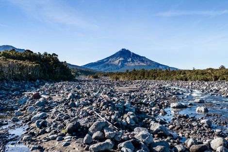 Photo of property in 3095 Carrington Road, Okato, New Plymouth, 4381