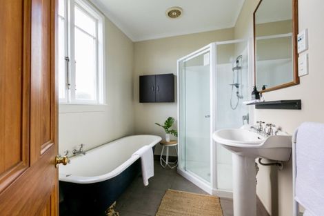 Photo of property in 62 Charles Street, Westshore, Napier, 4110