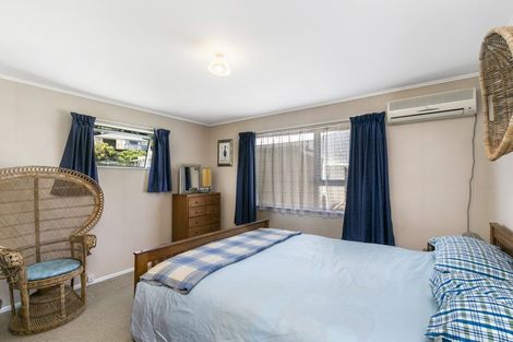 Photo of property in 9 Frobisher Street, Island Bay, Wellington, 6023