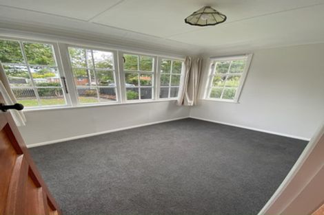 Photo of property in 654 Featherston Street, Roslyn, Palmerston North, 4414