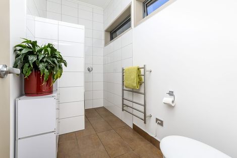 Photo of property in 371d Mangorei Road, Merrilands, New Plymouth, 4312