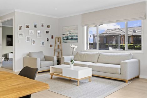 Photo of property in 39 Mike Smith Drive, Cambridge, 3434