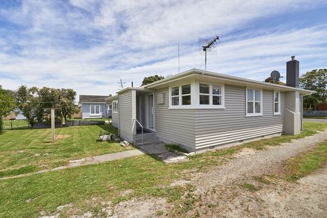 Photo of property in 62 Ellesmere Crescent, Highbury, Palmerston North, 4412