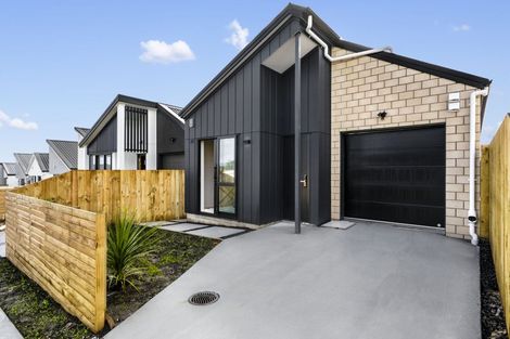 Photo of property in 42 Biokovo Street, Massey, Auckland, 0614