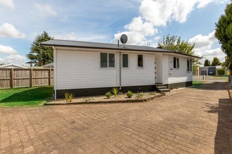 Photo of property in 74 Campbell Street, Leamington, Cambridge, 3432