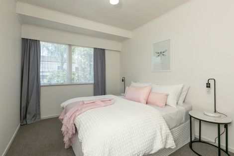 Photo of property in 18 James Cook Street, Havelock North, 4130