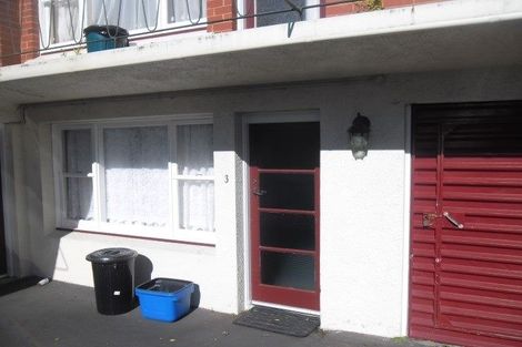 Photo of property in 1/82 London Street, Dunedin Central, Dunedin, 9016