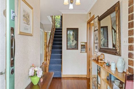 Photo of property in 4 Alton Avenue, Hillcrest, Auckland, 0627