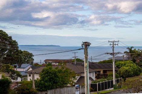 Photo of property in 26 Kowhai Road, Campbells Bay, Auckland, 0630