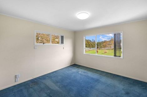 Photo of property in 6 Deacon Road, Riverhead, Kumeu, 0892